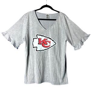 Womens Gray KC Chiefs Ruffle Sleeve V-Neck Tee - L NFL Football Game Day Graphic